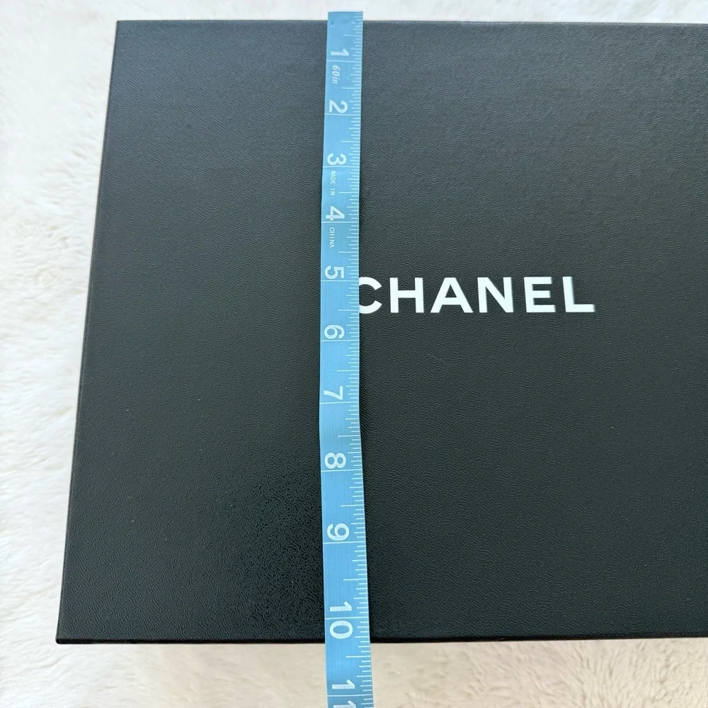 CHANEL new women
